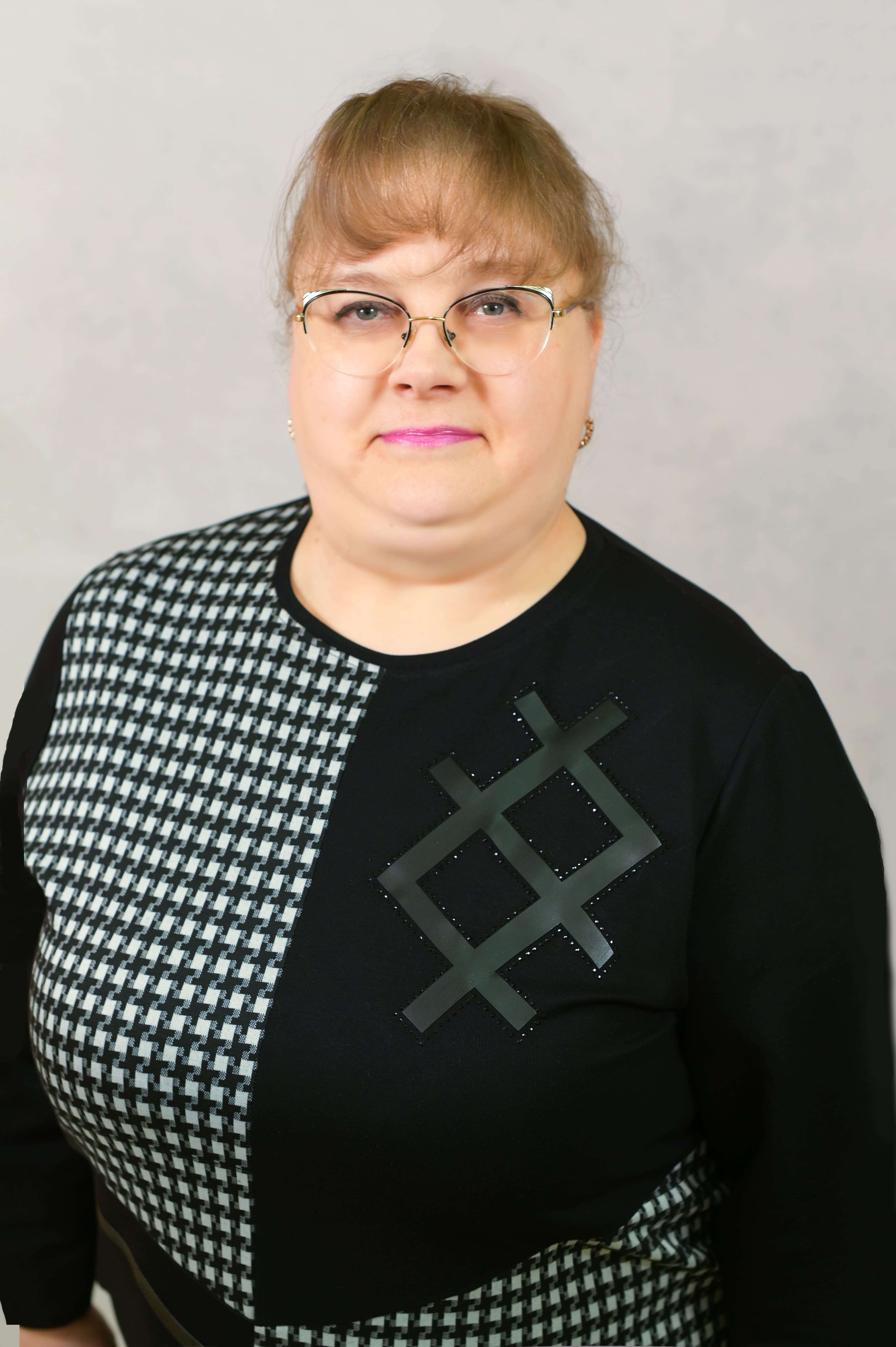 Рублёва  Оксана Валерьевна.